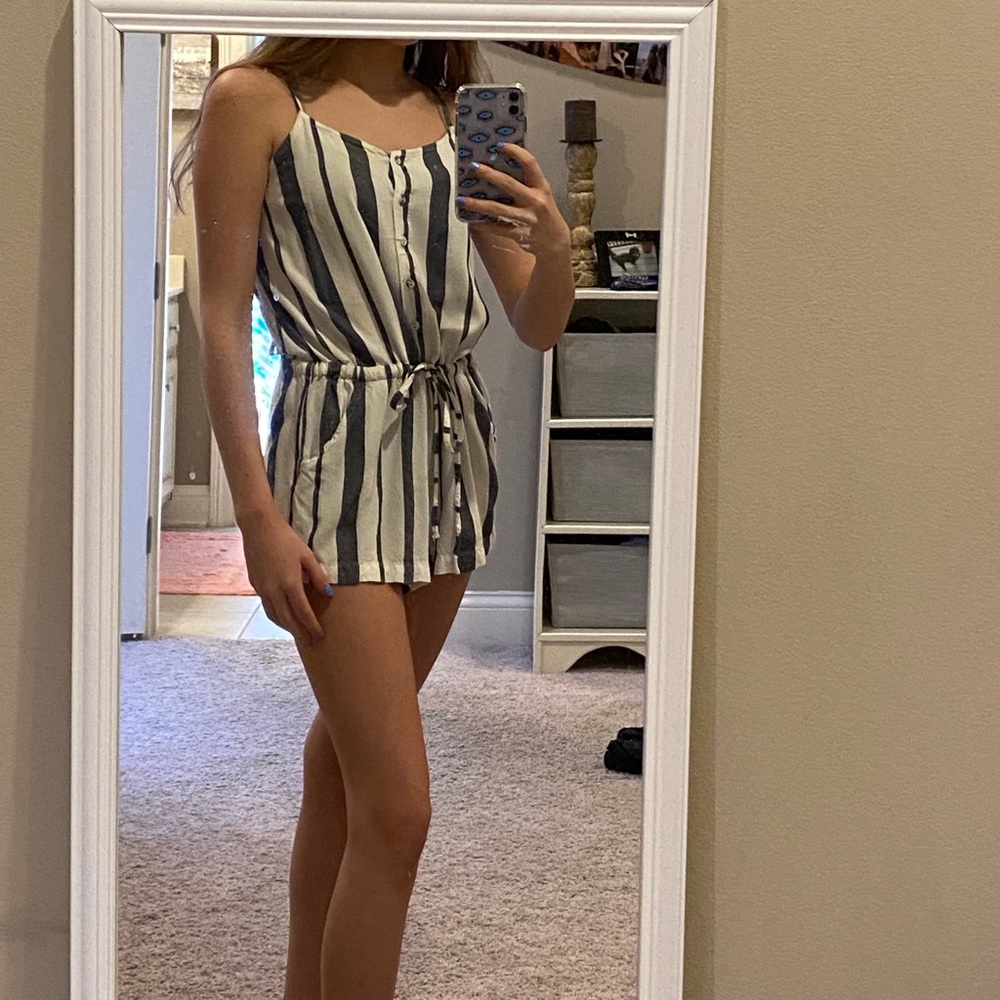 Perfect summer romper!